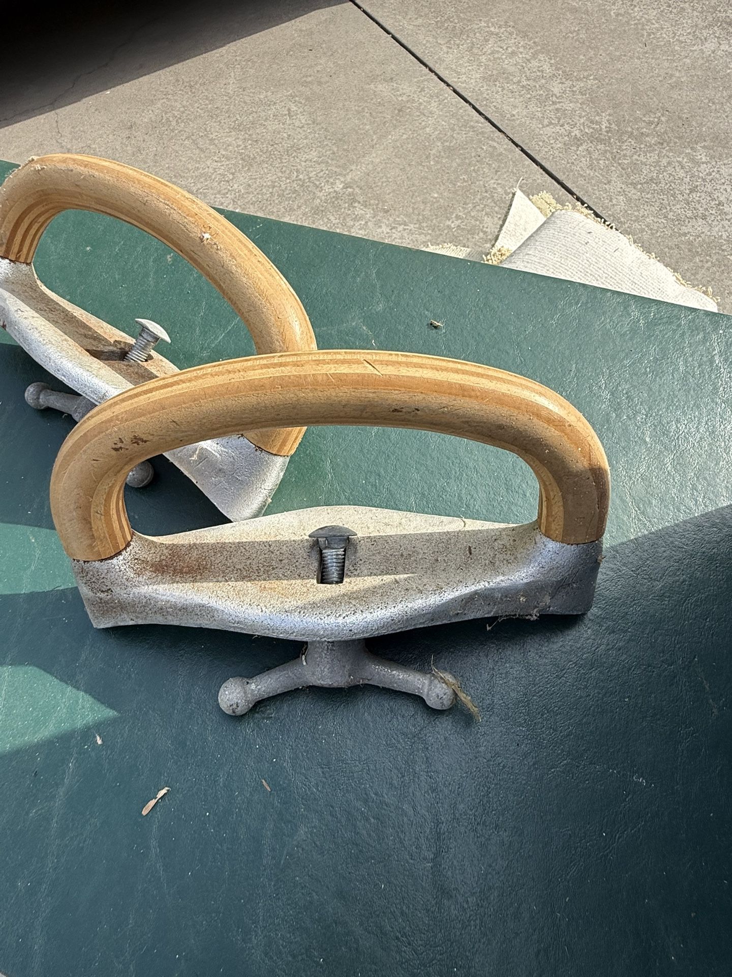 Pair Of Competition, Pommel Handles