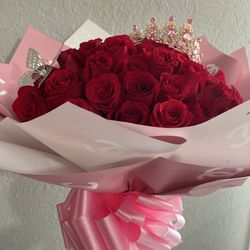 50 Roses Bouquet With Crown 