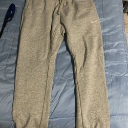 grey nike sweats 