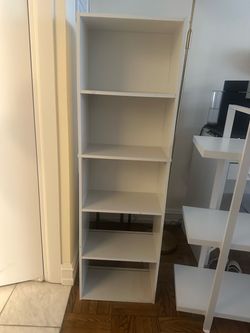 5 shelved bookcase