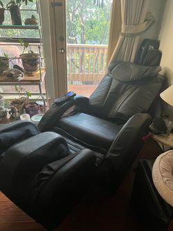 Elite Optima, full body massage chair. P/U Lakeway. Heavy.