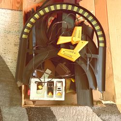 Tyco Double Danger Command Control Car Slotless Racing Set (Read Description)