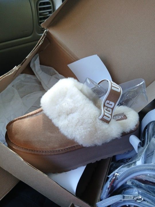 Fairly New Uggs