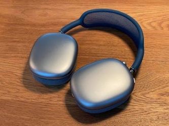 Apple Airpods max