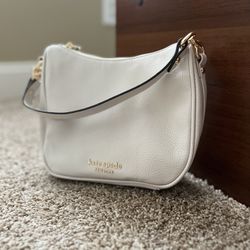 Kate Spade White Shoulder Purse (not Authentic)