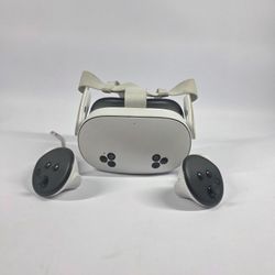 Meta Quest 3S 128GB Standalone All-in-One VR Headset P97