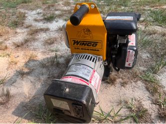 Winco Lil’ Dog 3000 Watt Portable Gas Generator - Runs Great