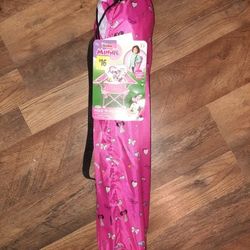 NEW Disney Minnie Fold N Go Chair