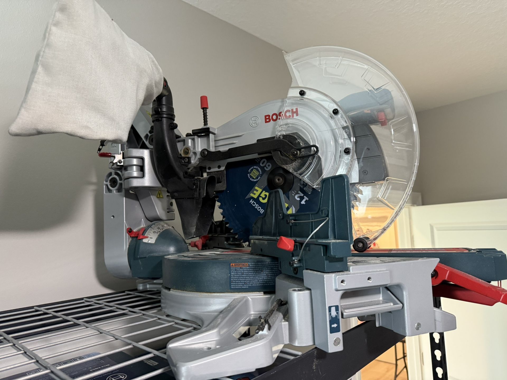 12” BOSCH Miter Saw Kit- Battery Operated