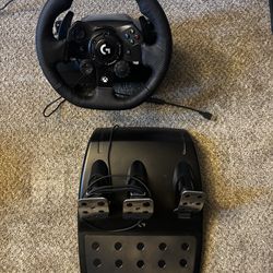 Logitech G923 Wheel and Pedals