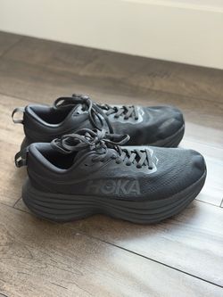 HOKA bondi 8 size 8