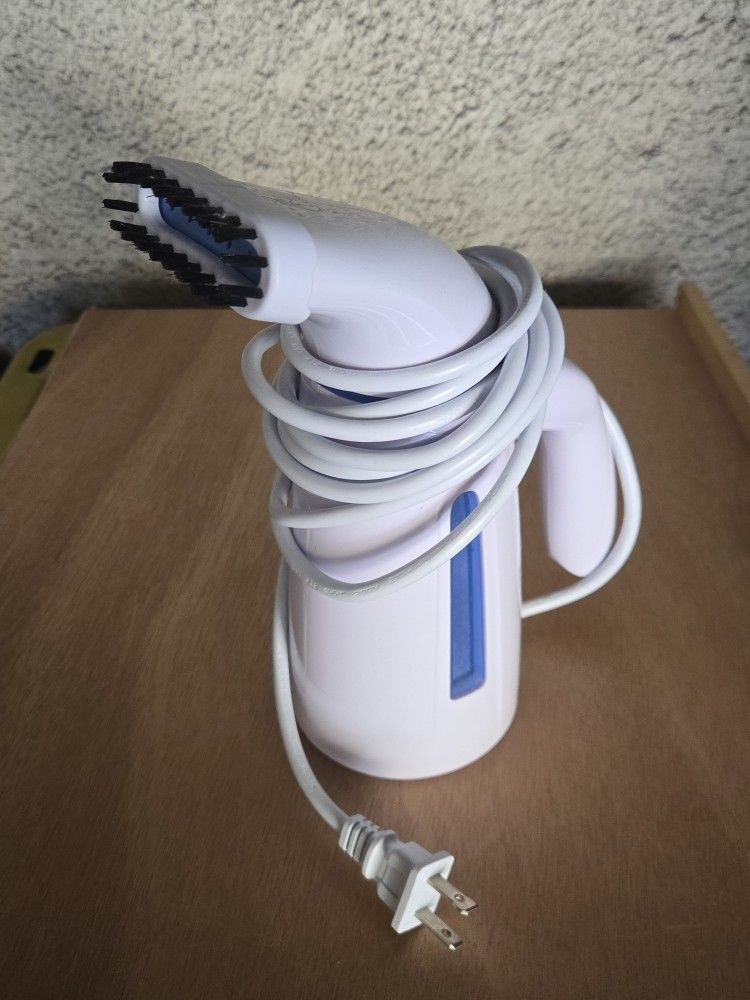 Clothes Steamer