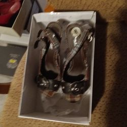 Women's Anne Mitchell Size 8 Heels