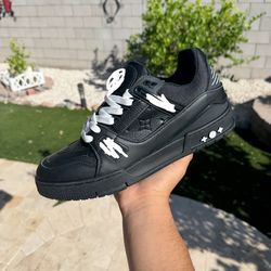 LV Shoes All Black (Read Description)