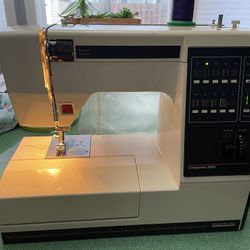 Montgomery Ward Computer 2000 Sewing Machine 