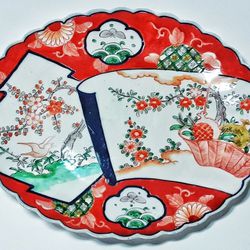 Antique Japanese imari 12x9.75" porcelain platter w scalloped rim Chinese export