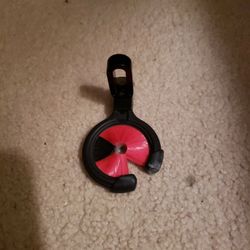 Whisker Biscuit Mount