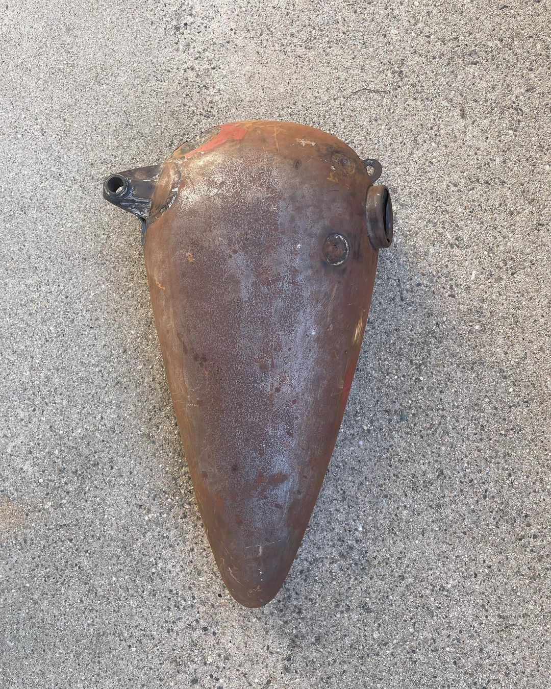 Knucklehead Gas Tank (Left).
