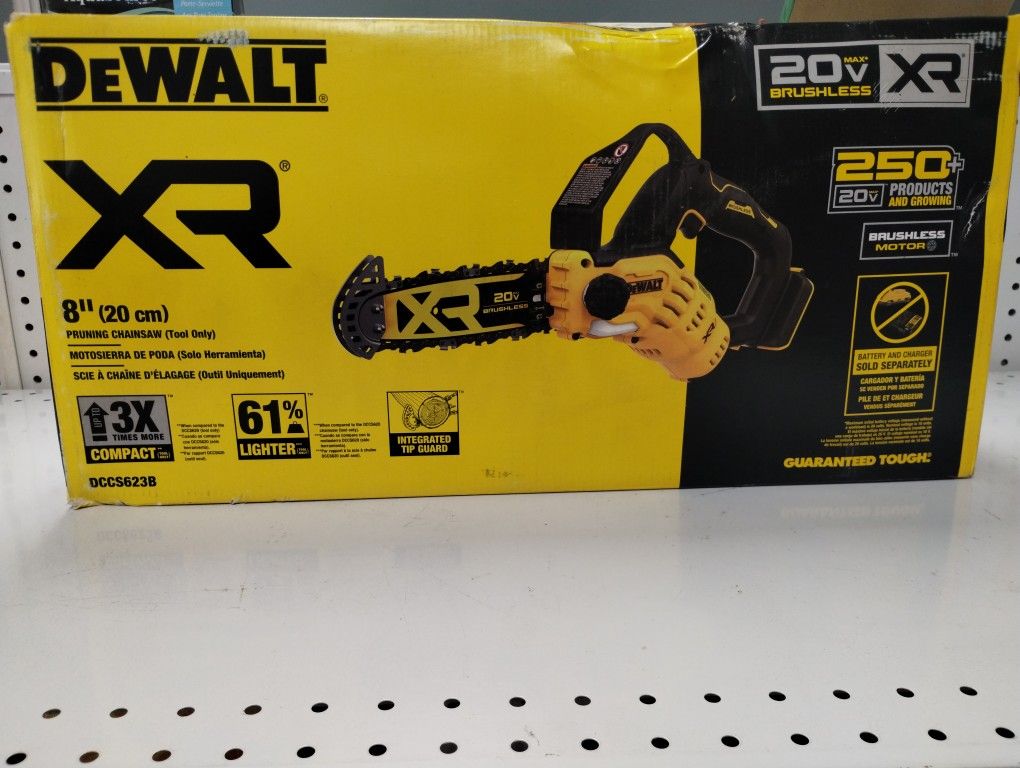 Brand New D Walt Chainsaw
