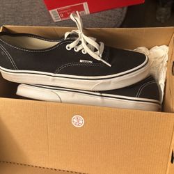 Vans 9.5 Men 