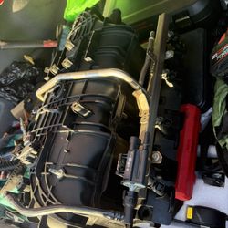 Is 6.0 Intake Manifold And Throttle Body 