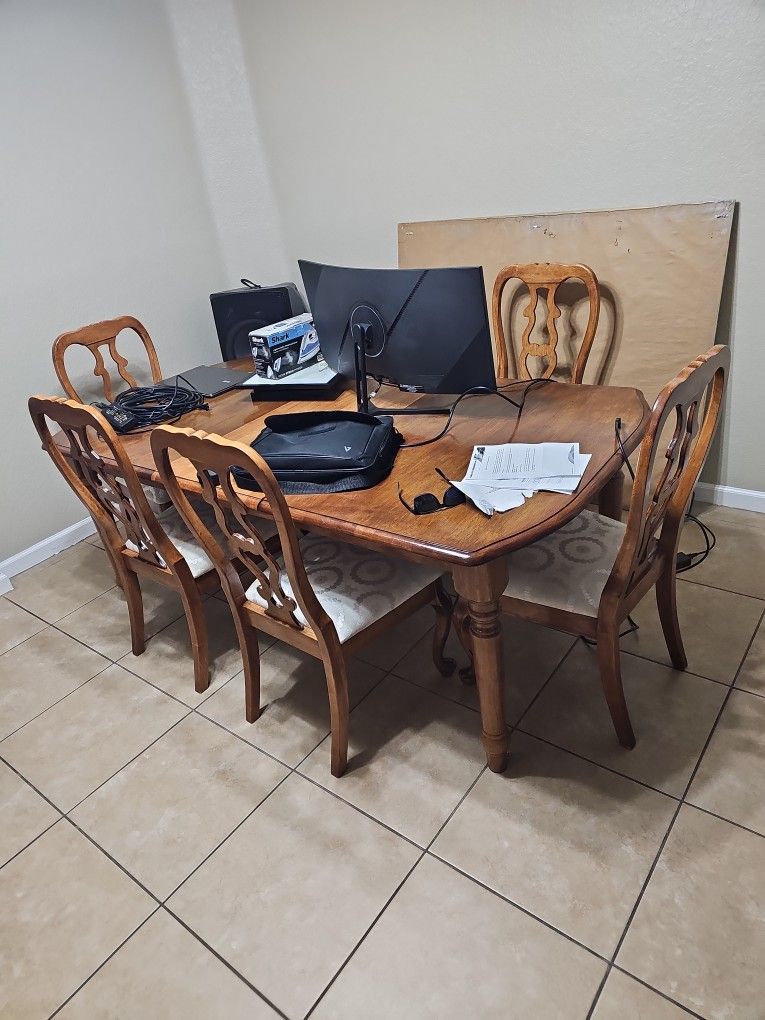 Dinner Table