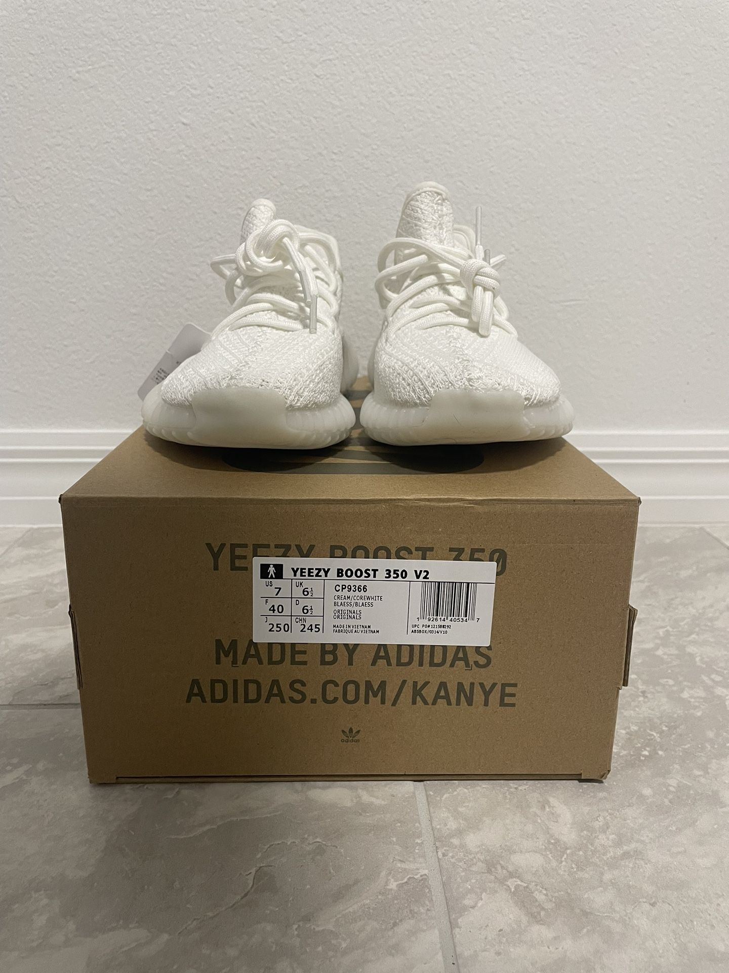 Yeezy hotsell boost 7p