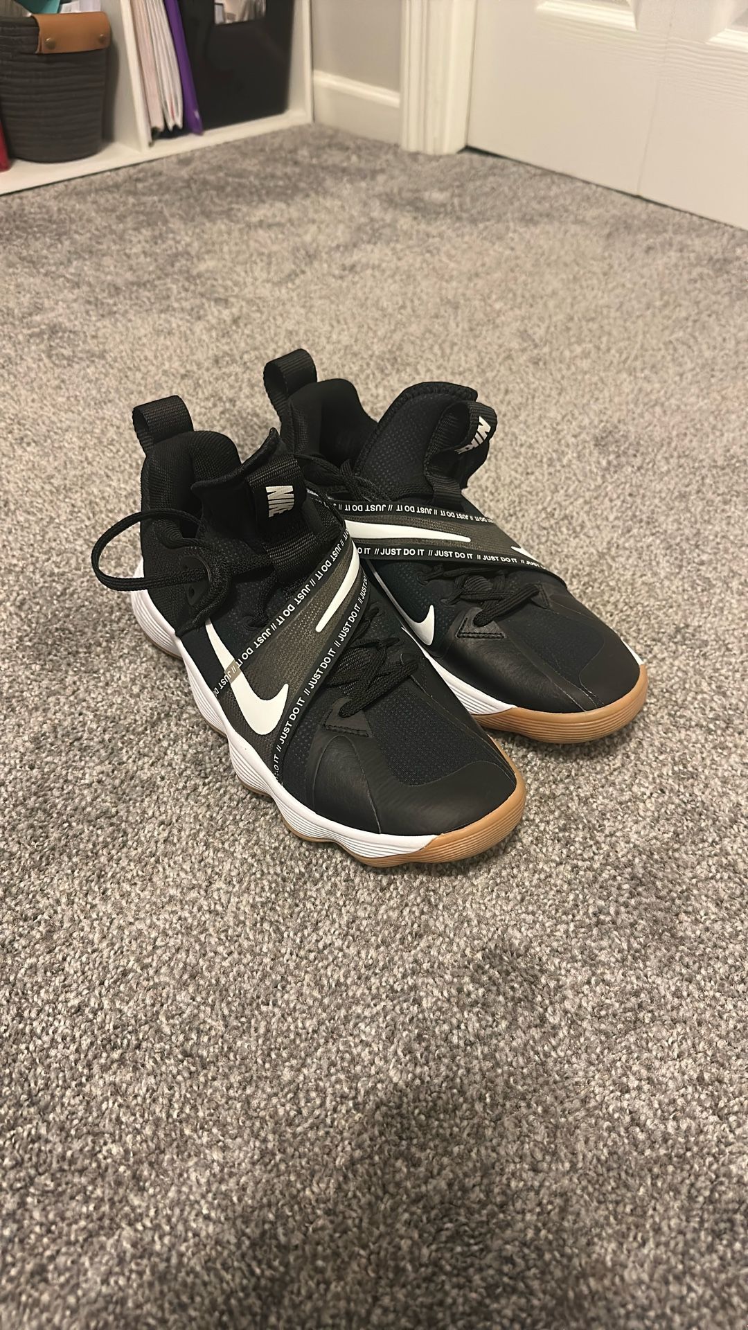 Nike React HyperSet Volleyball shoes