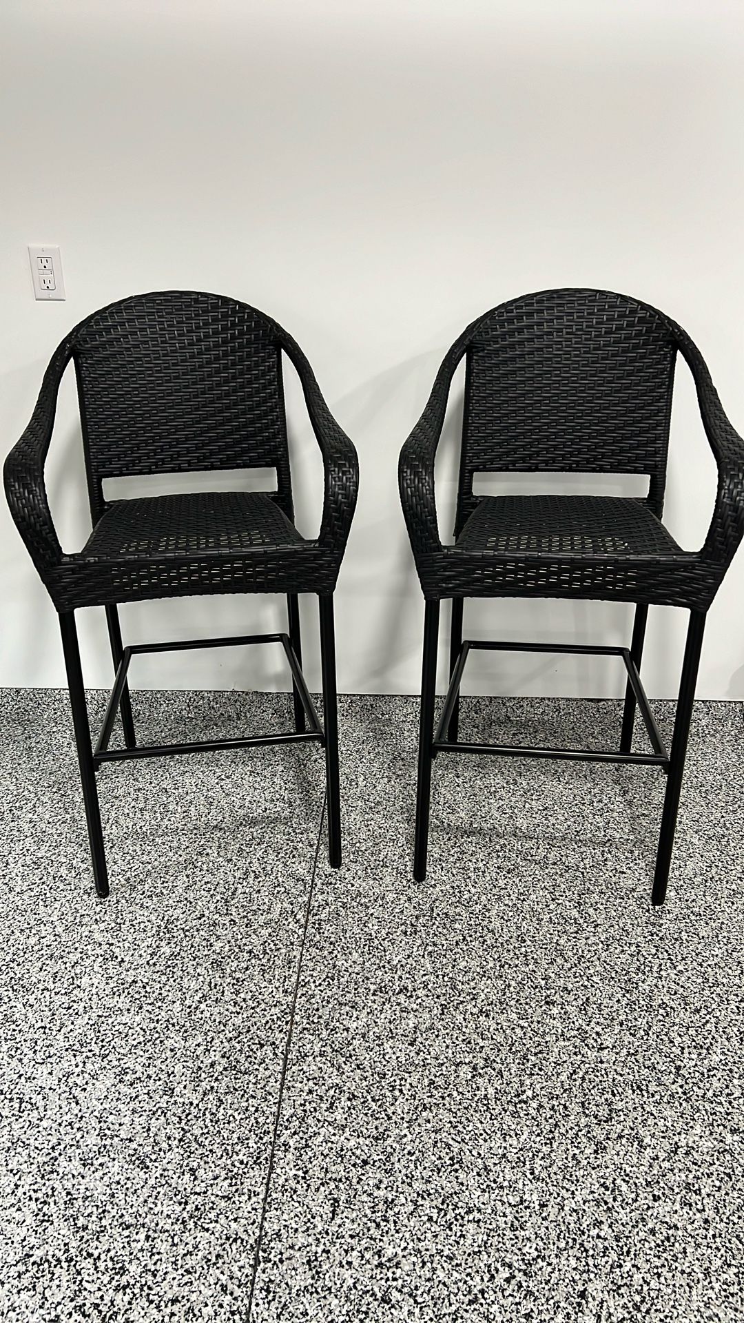 Set Of Four Frontgate Black Bar Stools