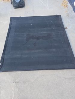 Ruged ridge gladiato hard roll bed cover