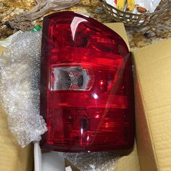 Passenger Rear Side LIGHT