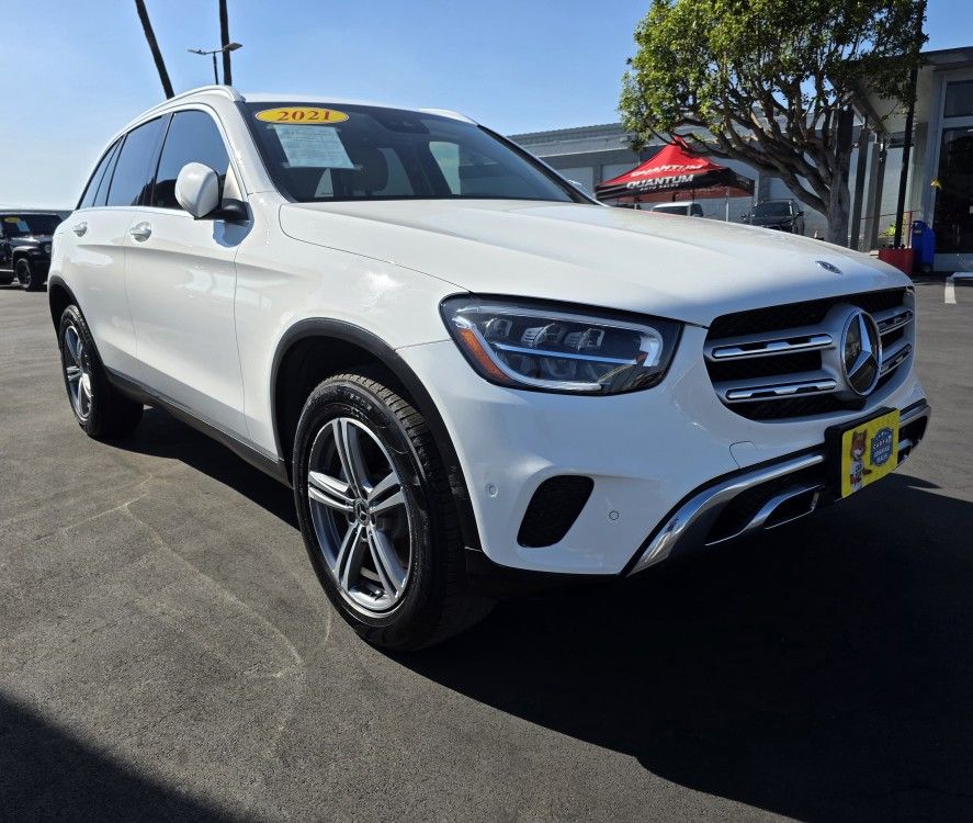 2021 Mercedes-Benz GLC 300