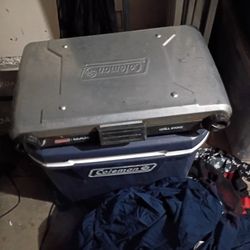 Coleman 2 Burner Camping Stove