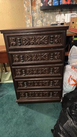 Dresser 5 drawer