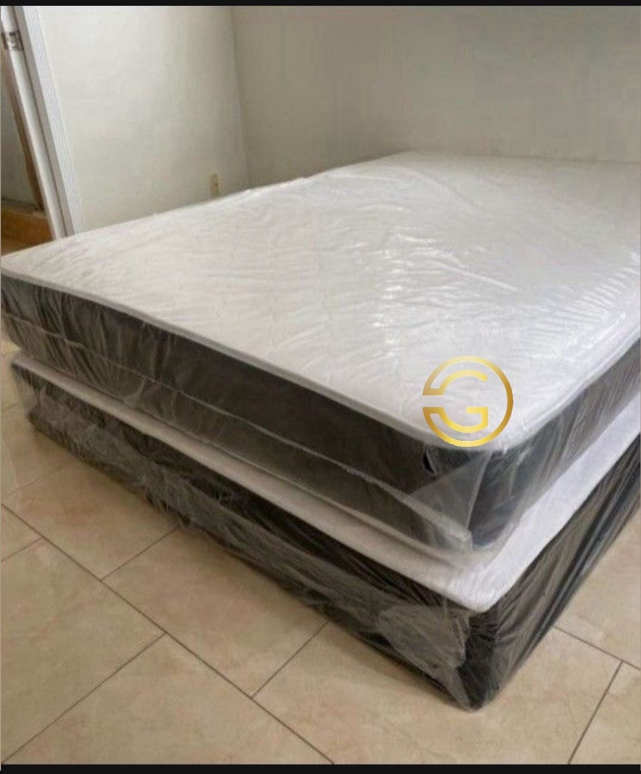 NEW Mattress Queen Size Regular With Box Spring // Offer 🚚