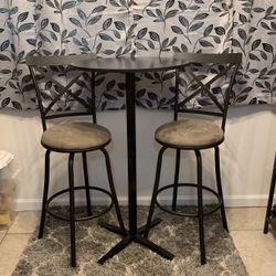 Bistro Set/High Table And Bar Stools