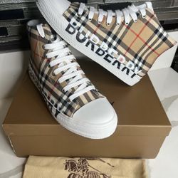 Burberry Shoes 