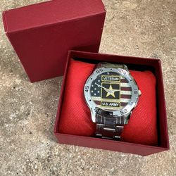 Brand New! Still In Saran Wrap For Protection .Very Nice Veteran’s Army Retired Watch. Honorable Brand New.