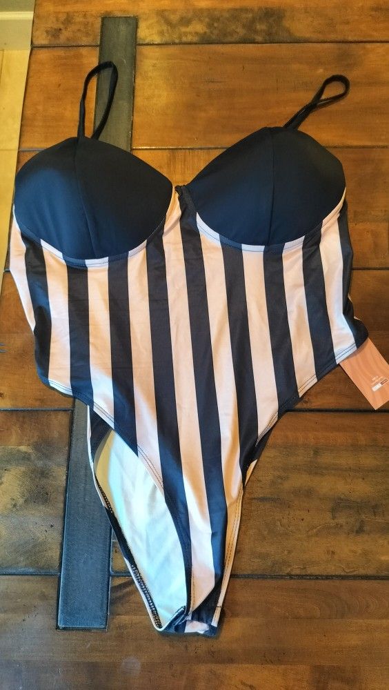 Bodysuit New