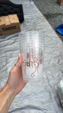 Bride cups