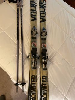 Volkl AC 7.4 Unlimited skis with Marker bindings