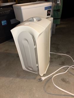 Hamilton Beach TrueAir Air Purifier with Reusable 99% HEPA Grade Filter