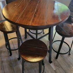 High Top Kitchen Table with 4 Stools