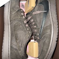 Travis Scott velvet 9.5