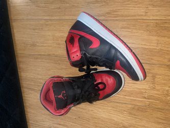Jordan 1 Size 4.5y