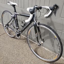Small Cannondale Road Bike