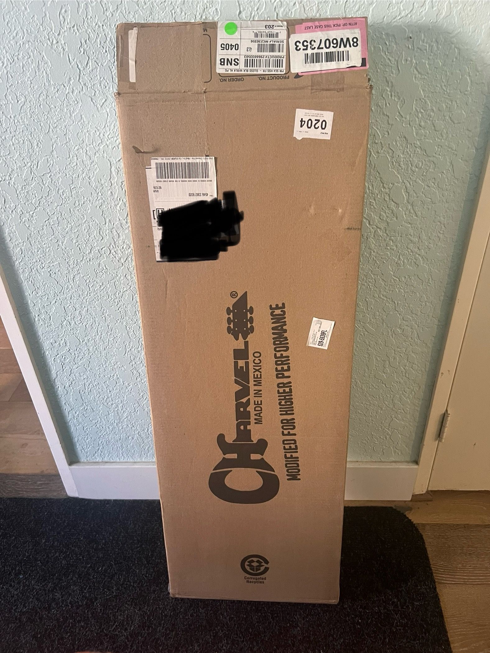 Free Extremely Sturdy Box That Fits A Guitar