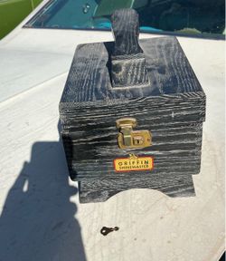 Griffin Shinemaster Shoe Shine Kit
