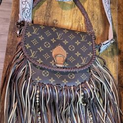 Used Vintage Boho Louis Vuitton World Traveler