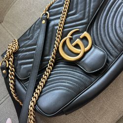 Authentic Gucci - GG MARMONT MEDIUM SHOULDER BAG
